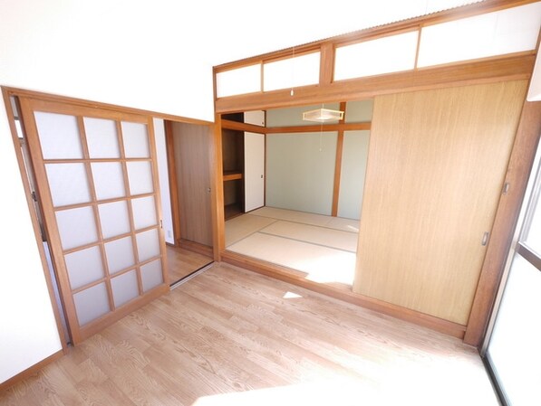 第2サンハイツ成田の物件内観写真